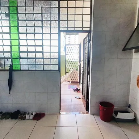 Quarto Casal Com Janela Casa Caramel Belo Horizonte Exterior photo