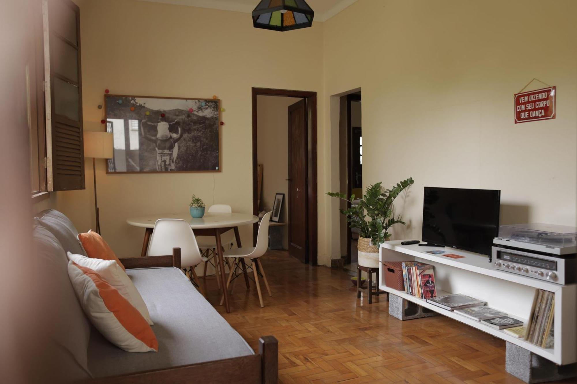 Homestay Casal Com Janela Casa Caramel Belo Horizonte